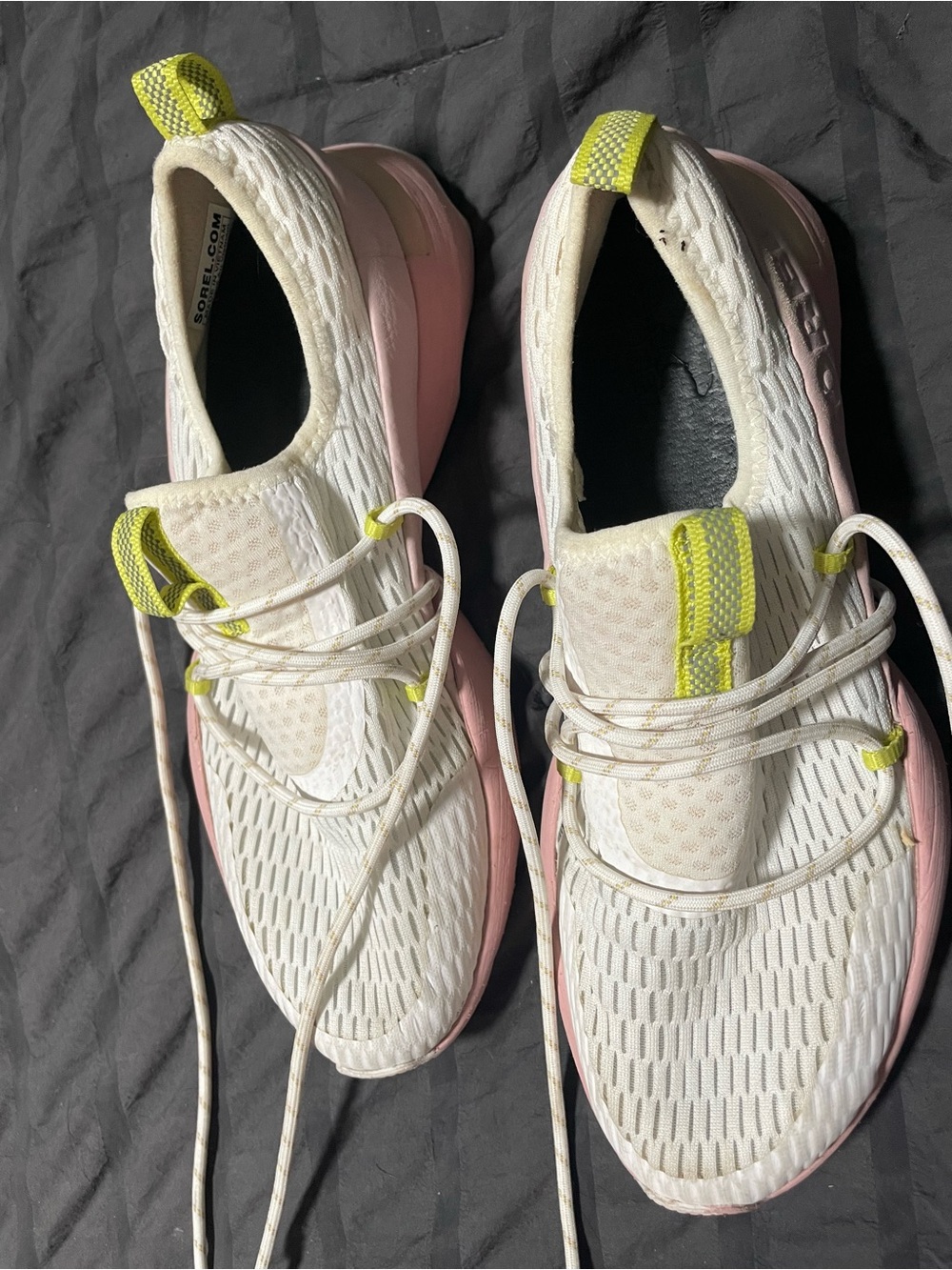 SOREL Kinetic Impact Lace Sneaker Sea Salt Pink Womens 7.5 NL4694-101